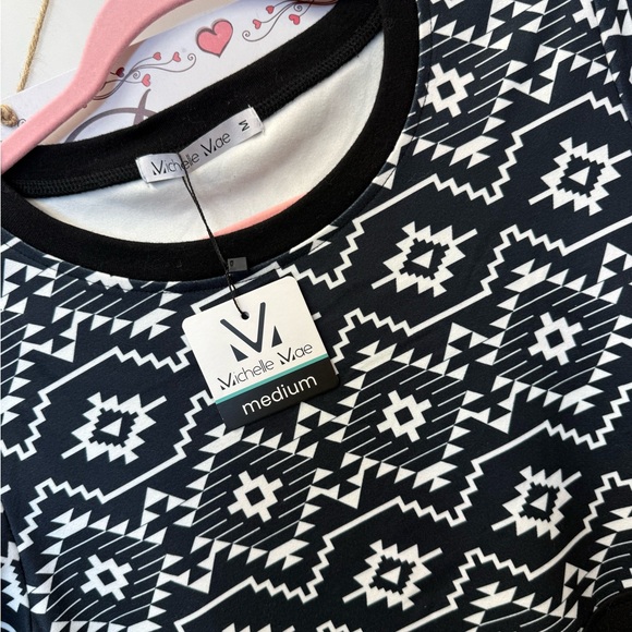 Black and White Aztec Pattern Sweatshirt – Michelle Mae - Picture 6 of 8